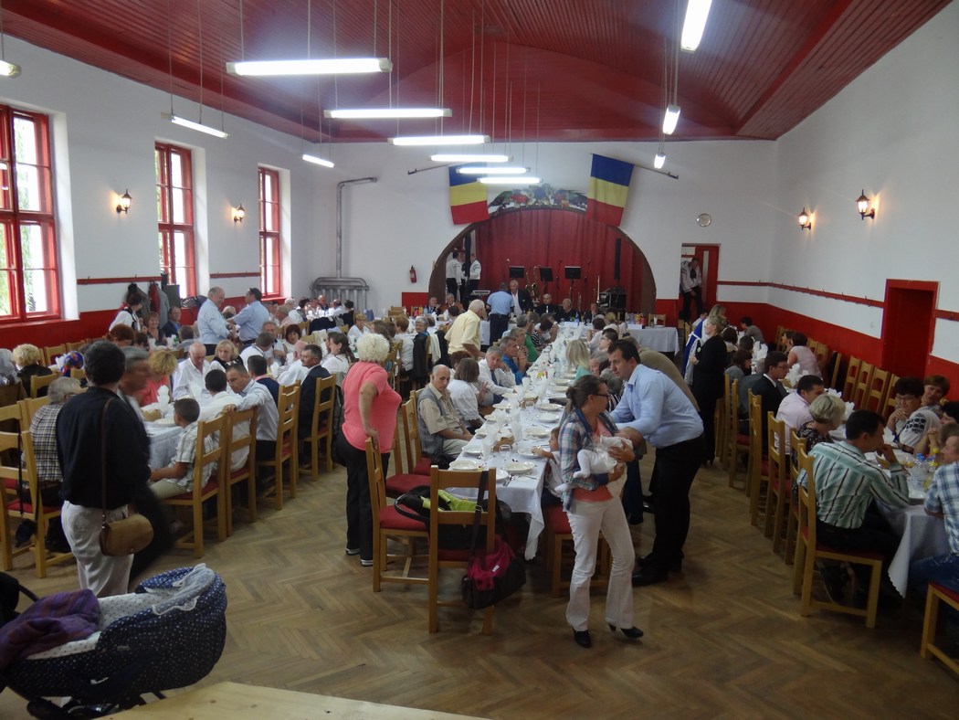 Image 52 of 92  -  180 kB