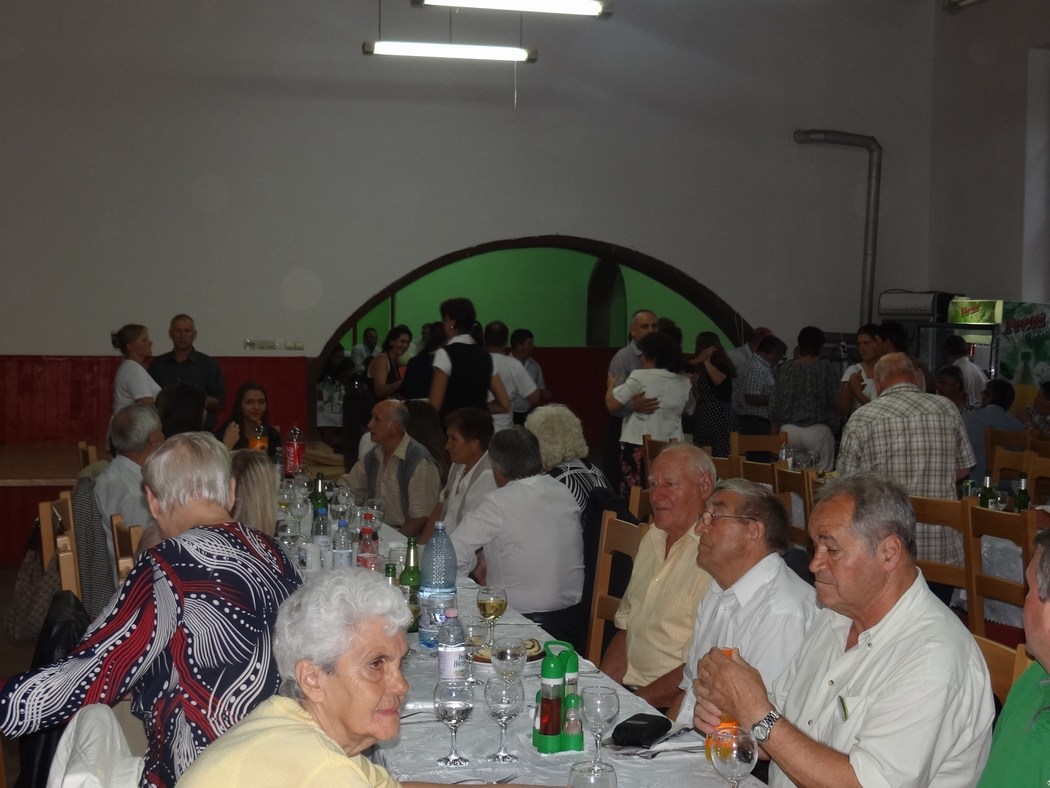Image 78 of 92  -  152 kB